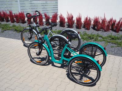 Trójkołowe rowery z napędem elektrycznym Hop Trikes